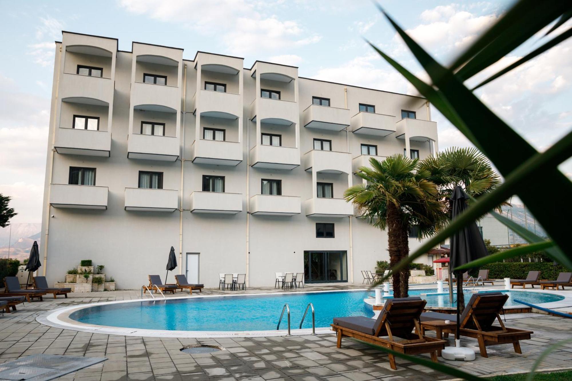 El Nacional Hotel Gjirokaster Exterior photo